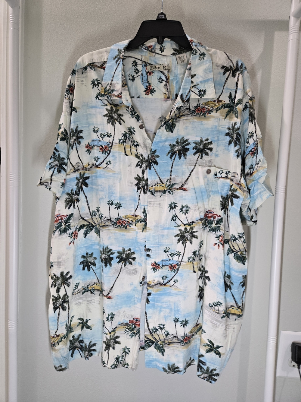 Eddie Bauer Light Blue and White Palm-Print Short Sleeve Button-Down Shirt